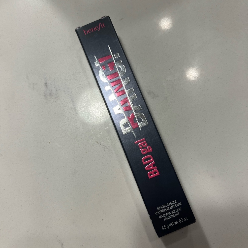 NWOT Benefit Cosmetics Bad Gal Bang Mascara in Intense Pitch Black